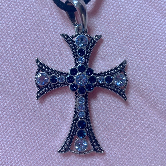Lia Sophia necklace - Picture 1 of 1